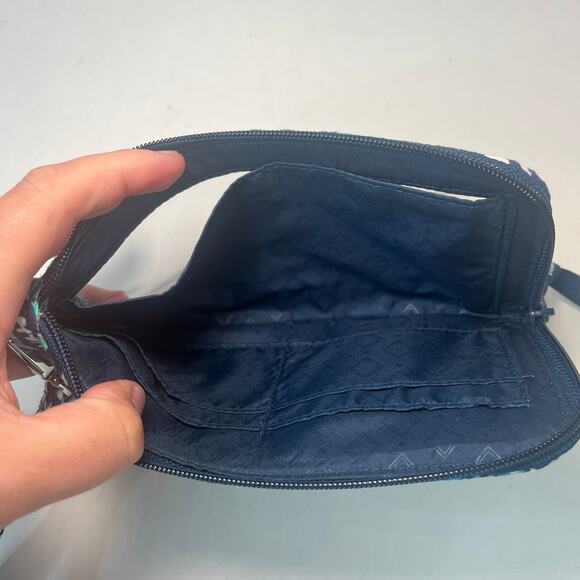 Vera Bradley Blue Island Medallion RFID Tech Wristlet Wallet - Picture 2 of 4